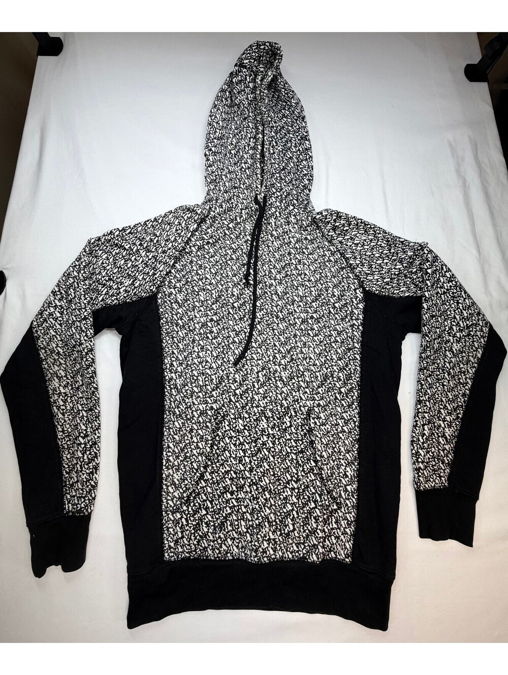Palace Men's Hoodie Sweatshirt Pullover Front Pockets Size Medium Black/White